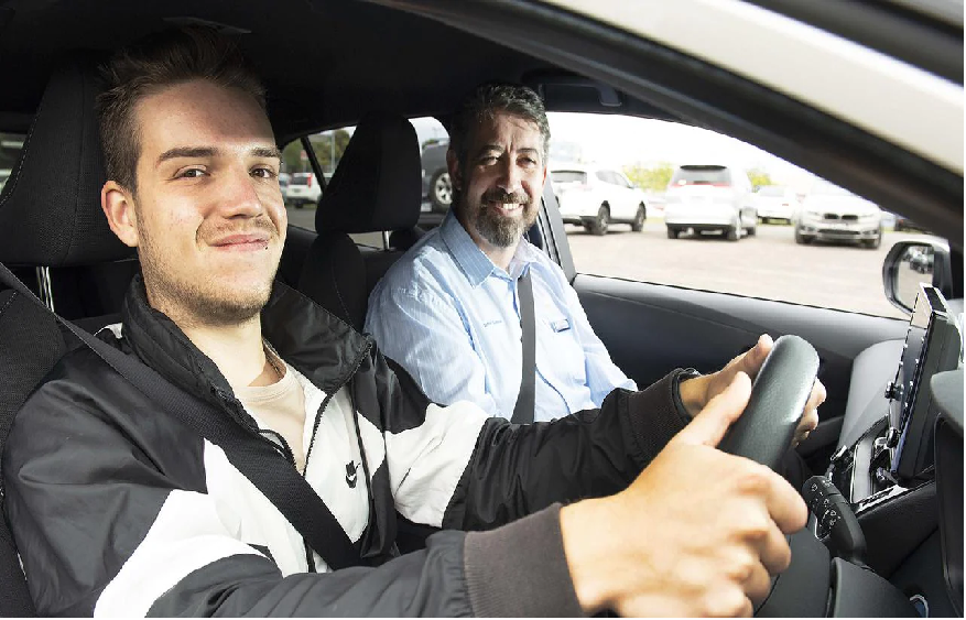 Hire A Driving Instructor To Discover Important Driving Techniques